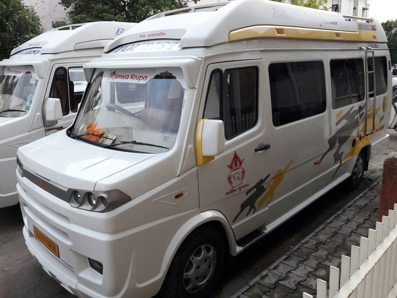 Tempo Traveller 12 Seat Maharaja