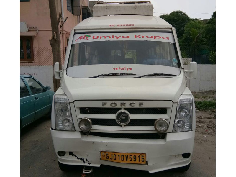 Tempo Traveller 14 Seat