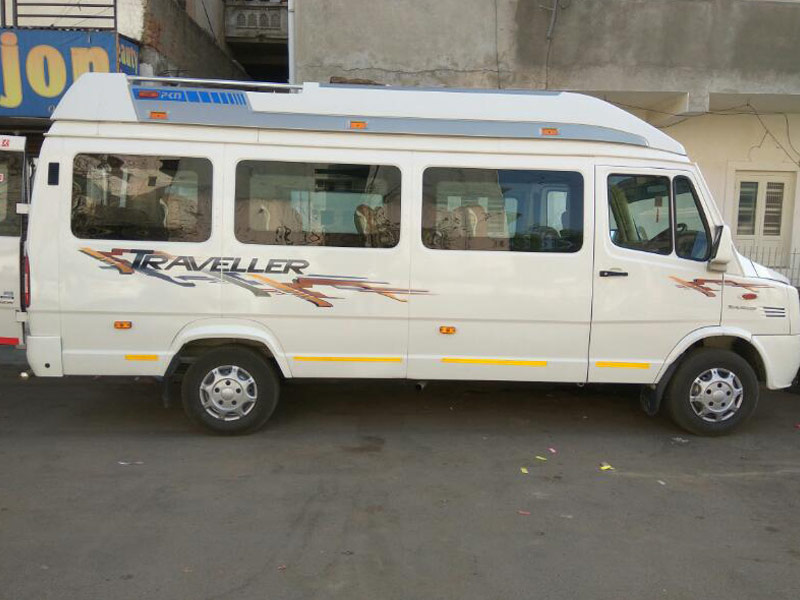 17 seater tempo traveller second hand